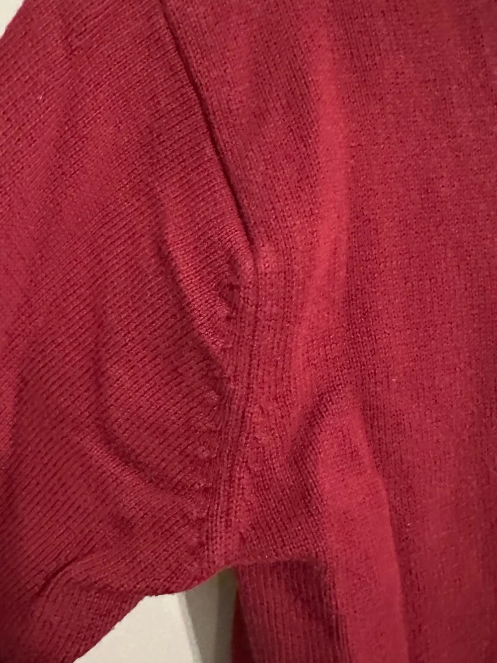 GAP cranberry Crewneck Sweater w Navy Trim